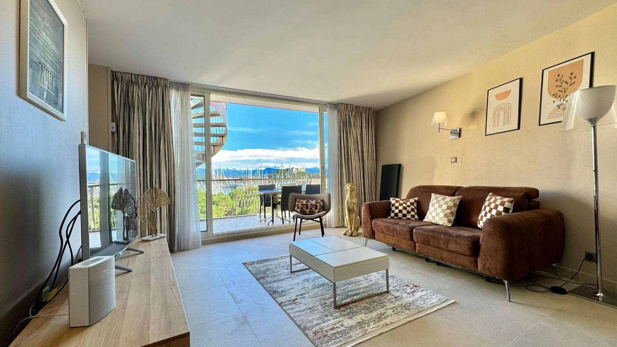 Penthouse Vue Mer Avec Rooftop,Jacuzzi,Et Parking Prive Antibes Buitenkant foto